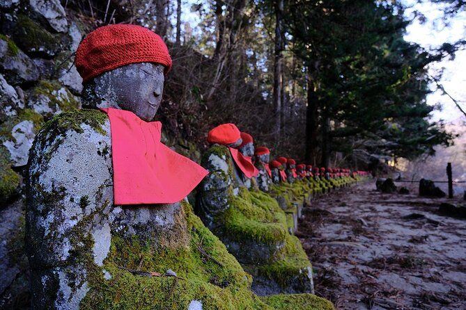 Imagen del tour: Recorrido a pie por Nikko, Patrimonio de la Humanidad: Santuario Toshogu, Kanmangafuchi