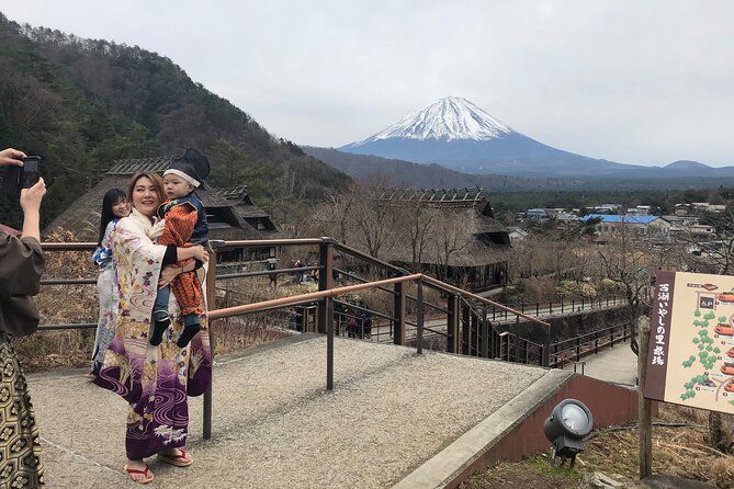 Imagen del tour: Excursión de día completo al Monte Fuji desde y hacia Yokohama y Tokio, hasta 12 personas