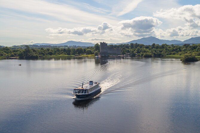 Imagen del tour: Crucero por el lago de 1 hora en el lago más grande de Killarney
