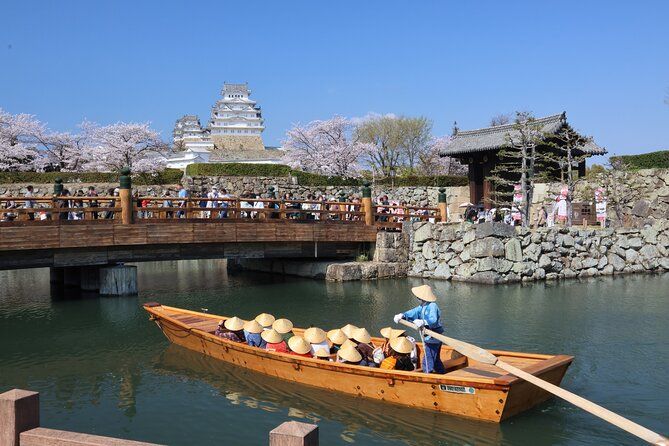 Imagen del tour: Visita al Castillo Himeji, Patrimonio de la Humanidad, y cervecerías tradicionales de sake