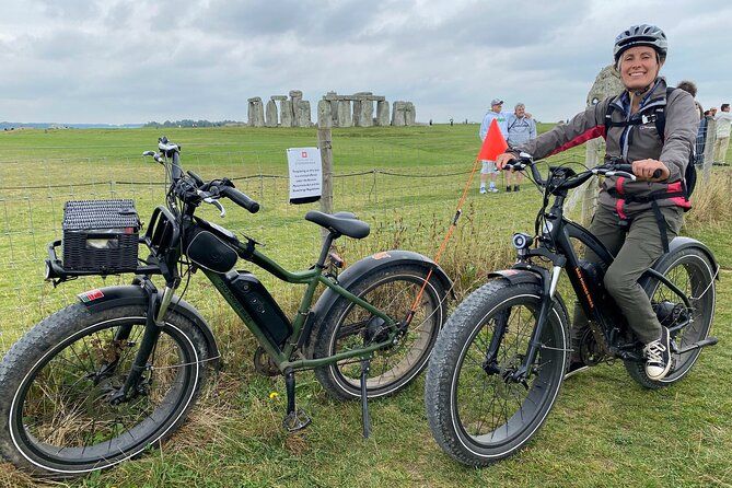Imagen del tour: Tour en bicicleta eléctrica por Stonehenge (entrada incluida)