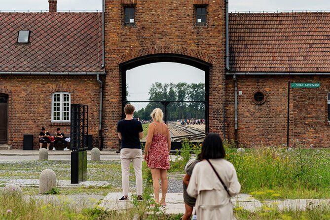Imagen del tour: Visita guiada de Cracovia a Auschwitz-Birkenau con entrada y traslado