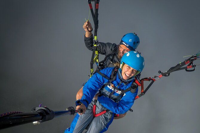 Imagen del tour: Parapente biplaza privado de 2 horas en el valle de Soča