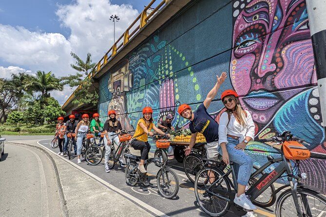 Imagen del tour: Tour completo en bicicleta eléctrica por el centro con café recién hecho y fruta