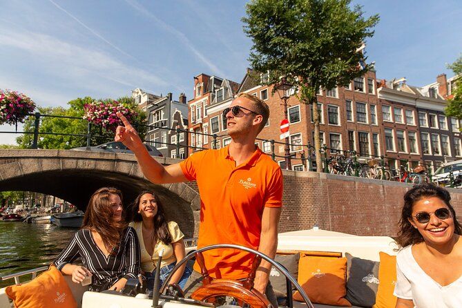 Imagen del tour: Crucero de lujo por los canales de Ámsterdam con guía en directo y bar a bordo