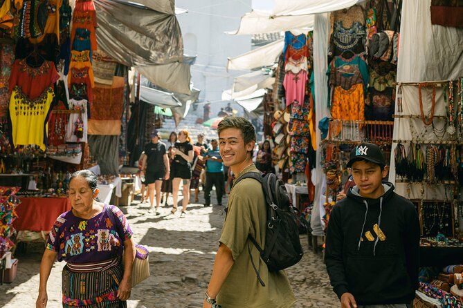 Imagen del tour: Tour a Chichicastenango, un mercado maya ancestral + Panajachel