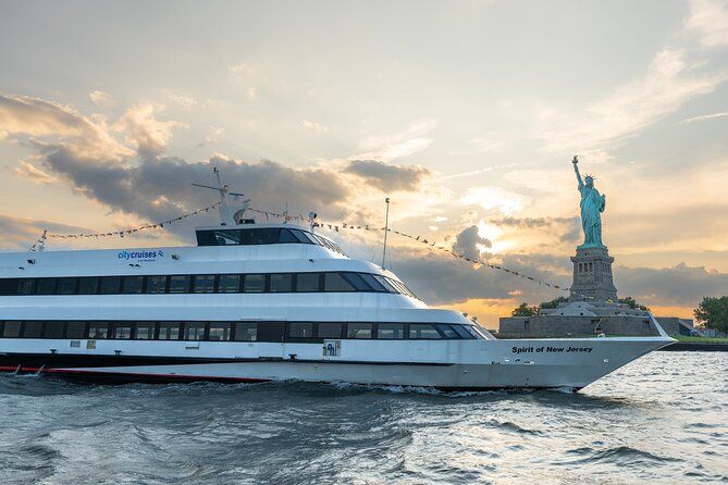 Imagen del tour: NYC Skyline Dinner Cruise desde Nueva Jersey