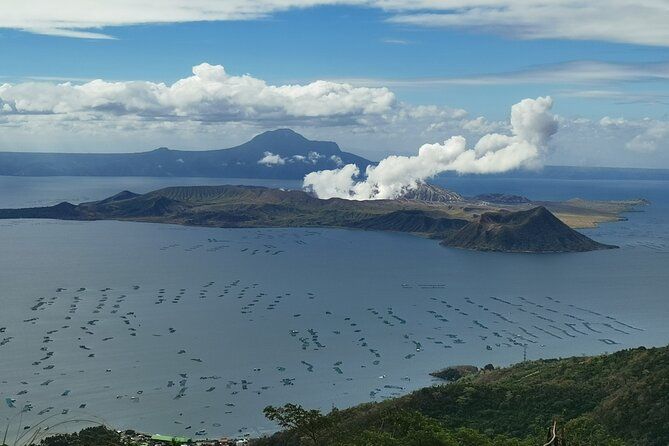 Imagen del tour: Increíble tour al volcán Taal (barco incluido)