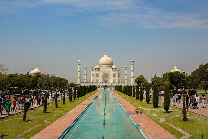 Imagen del tour: Tour privado sin colas al amanecer en el Taj Mahal con complementos especiales