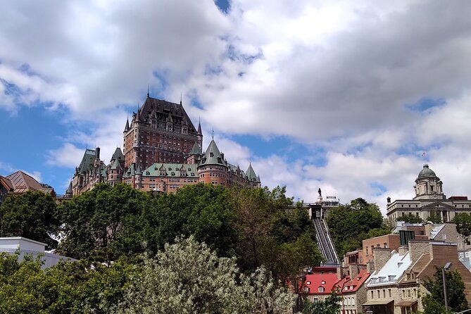 Imagen del tour: Recorrido a pie privado por la antigua ciudad de Quebec: historia y naturaleza