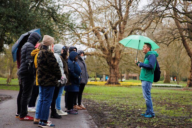 Imagen del tour: Tour privado de la historia oscura de Cardiff