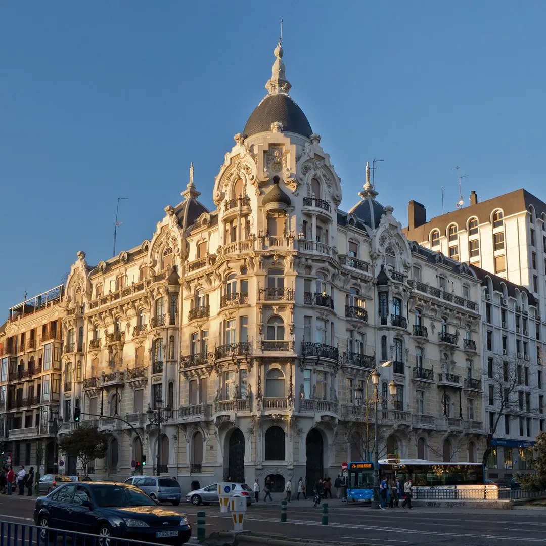 Fachada modernista de la Casa Gallardo