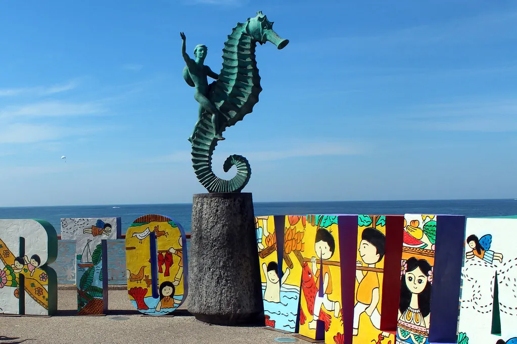 Escultura de Caballito de mar, Puerto Vallarta