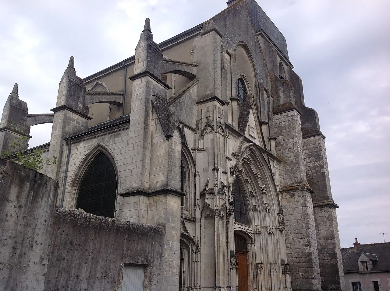 Parte principal de Saint-Saturnin de Blois.