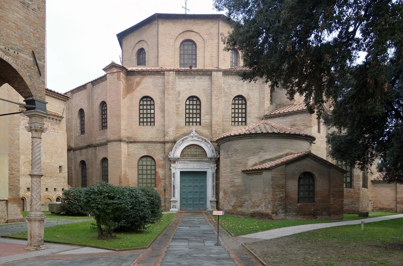 Imagen de San Vitale de Ravenna: Descubriendo el icono de la recuperación imperial romana
