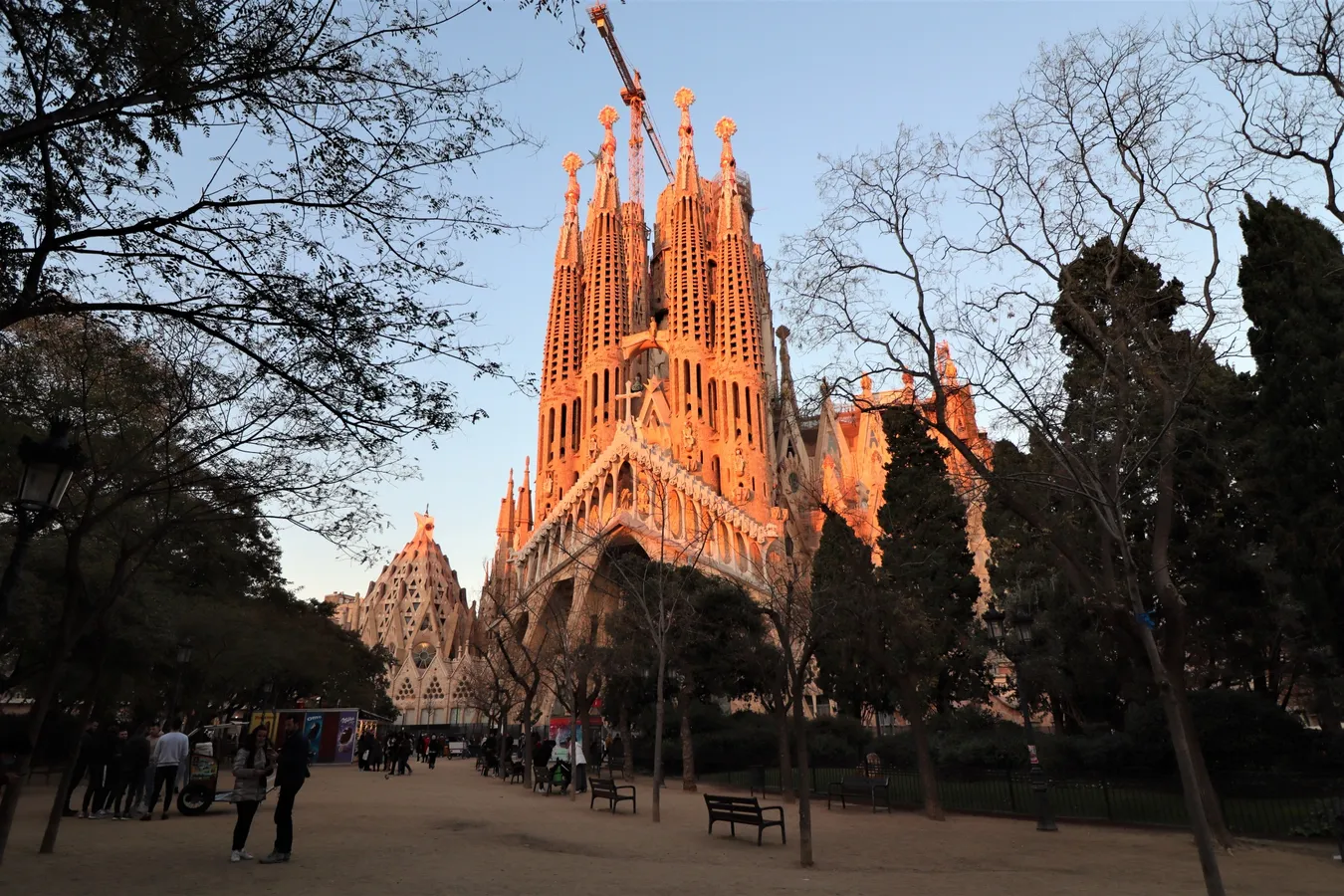 Imagen de La Sagrada Familia en Barcelona: Una visita al templo en construcción más importante del mundo