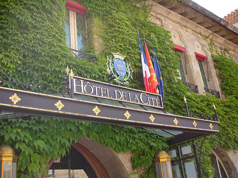 Fachada del Hotel de la Cité, Carcasona.