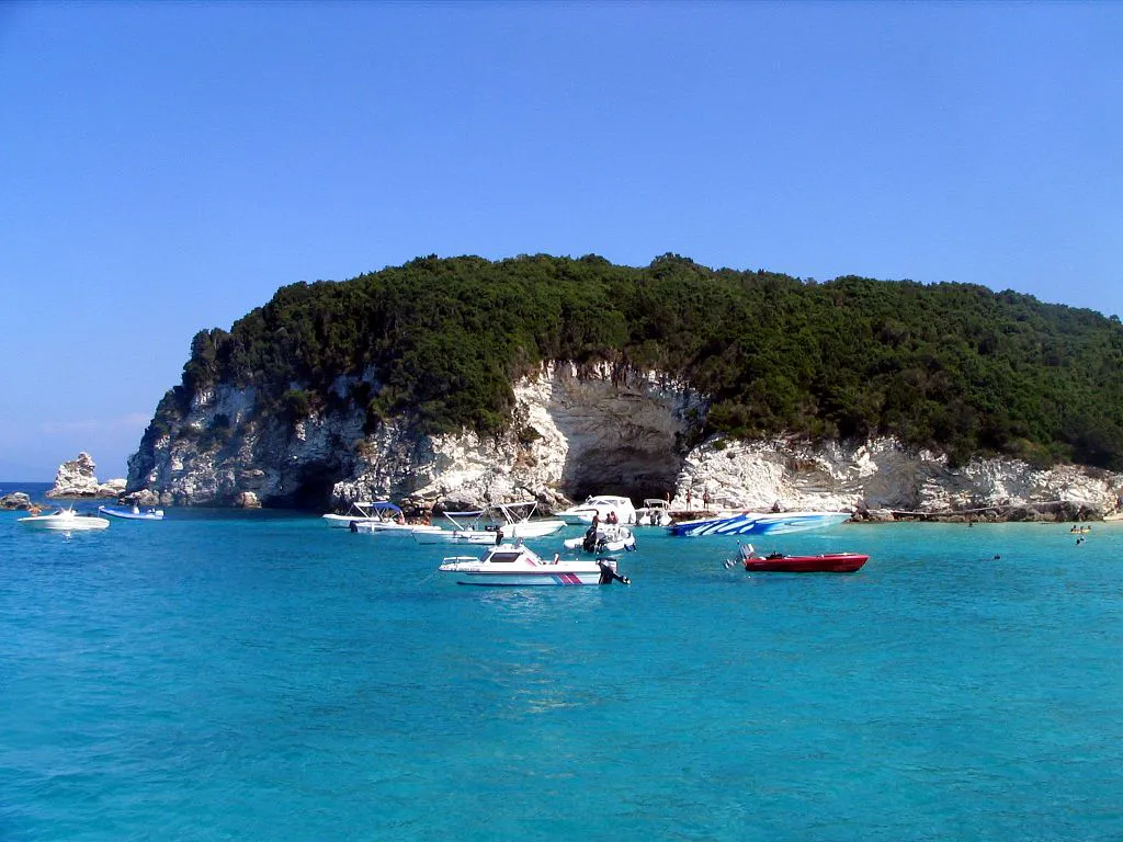 Costas de la Isla de Paxos, Corfú.