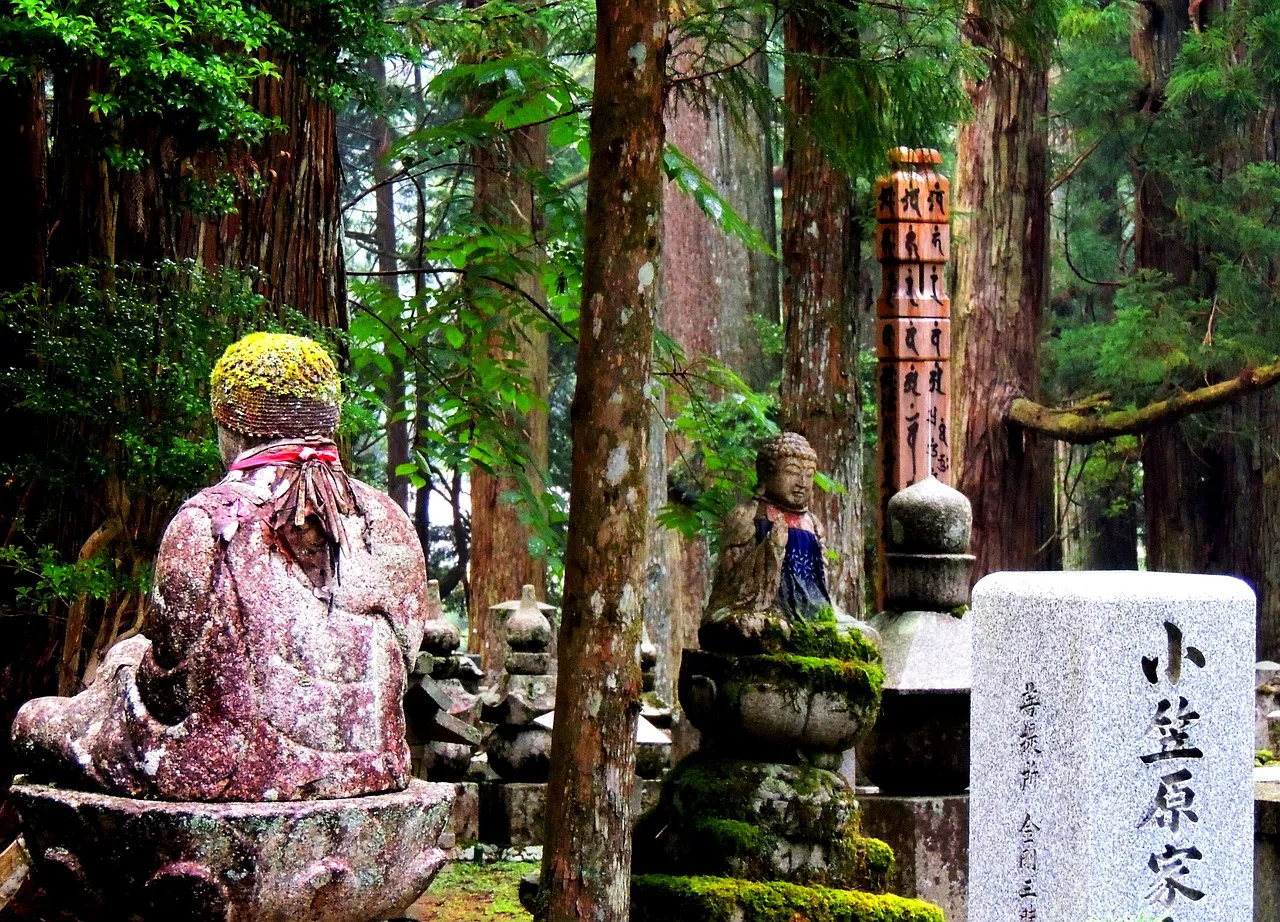 Bosque budista en Koyasan.