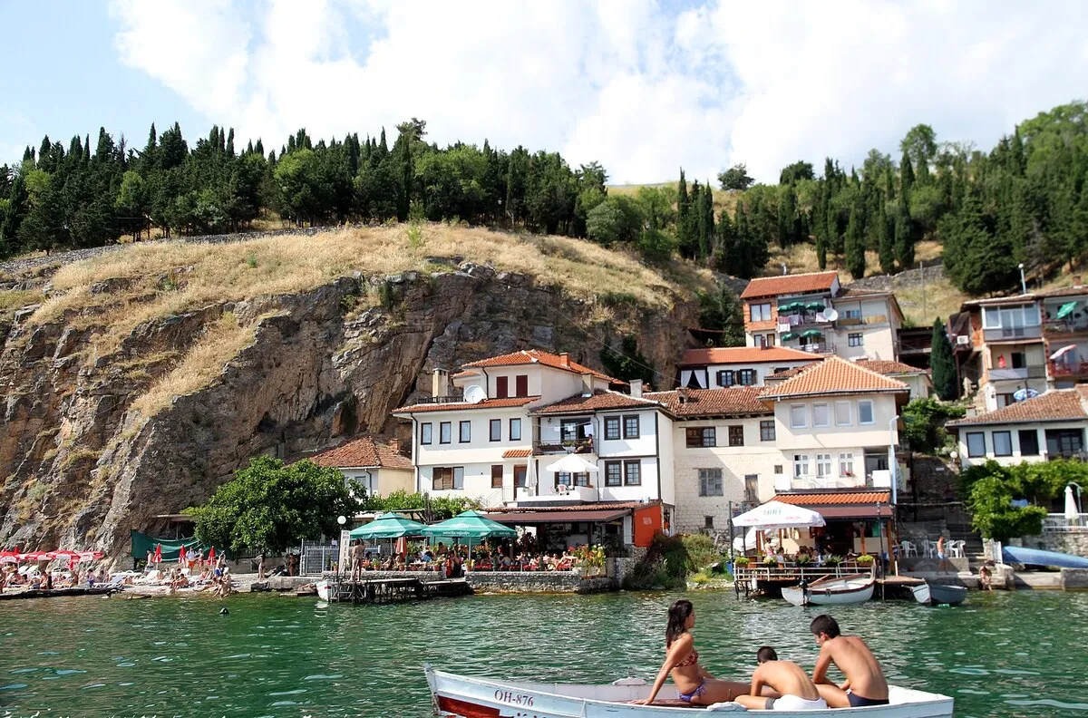 Imagen de Así es Ohrid, la frontera natural entre Macedonia y Albania