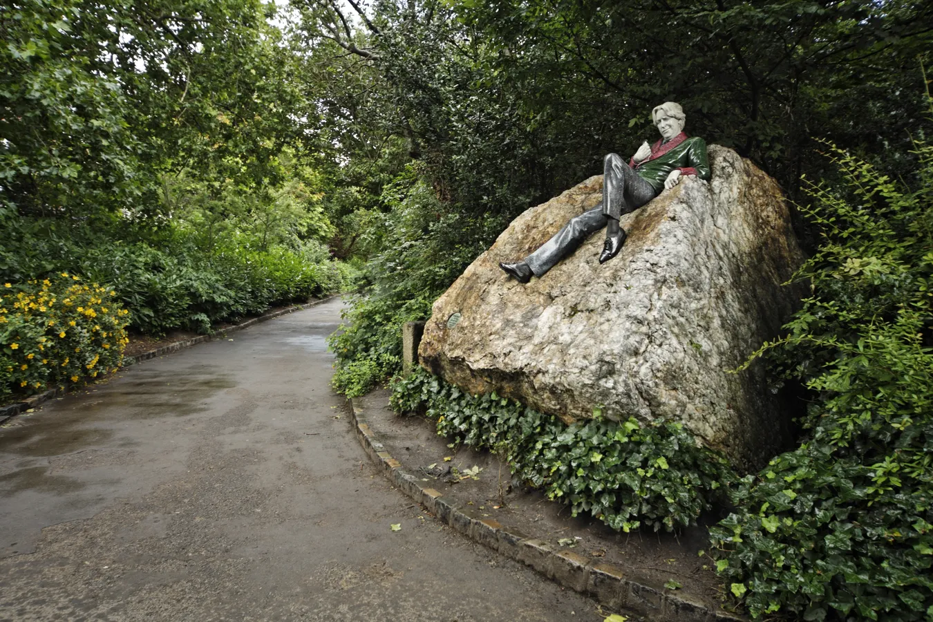 Merrion Square Oscar Wilde