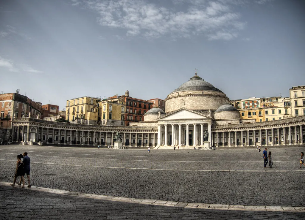 Plaza del Plebiscito, Nápoles.