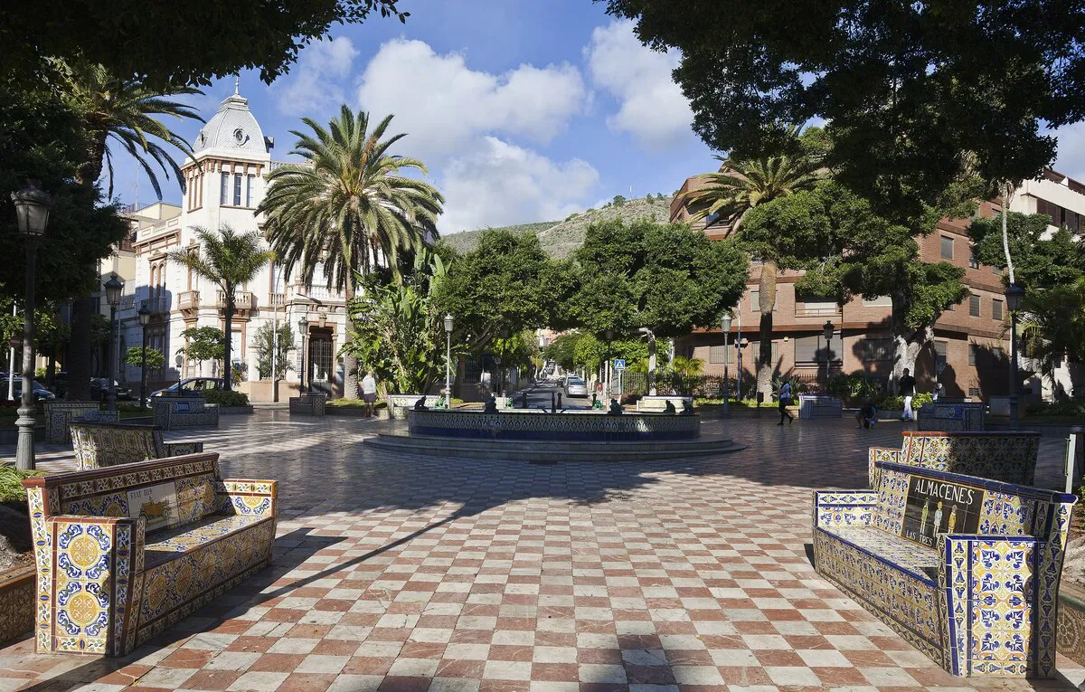 La plaza de 25 de Julio en la ciudad de Santa Cruz de Tenerife
