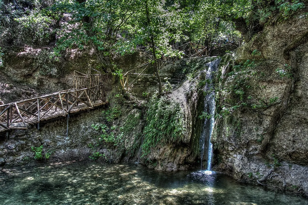 Valle de las Mariposas Rodas