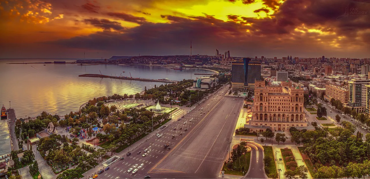 Viajar a Azerbaiyán, Bakú