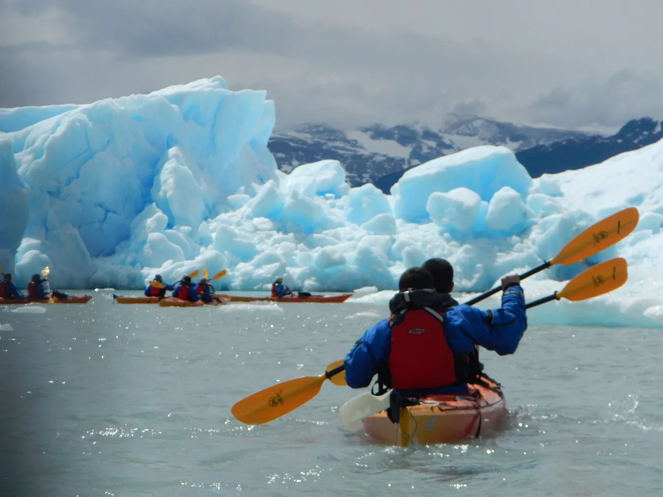 Kayak en el glaciar Perito Moreno