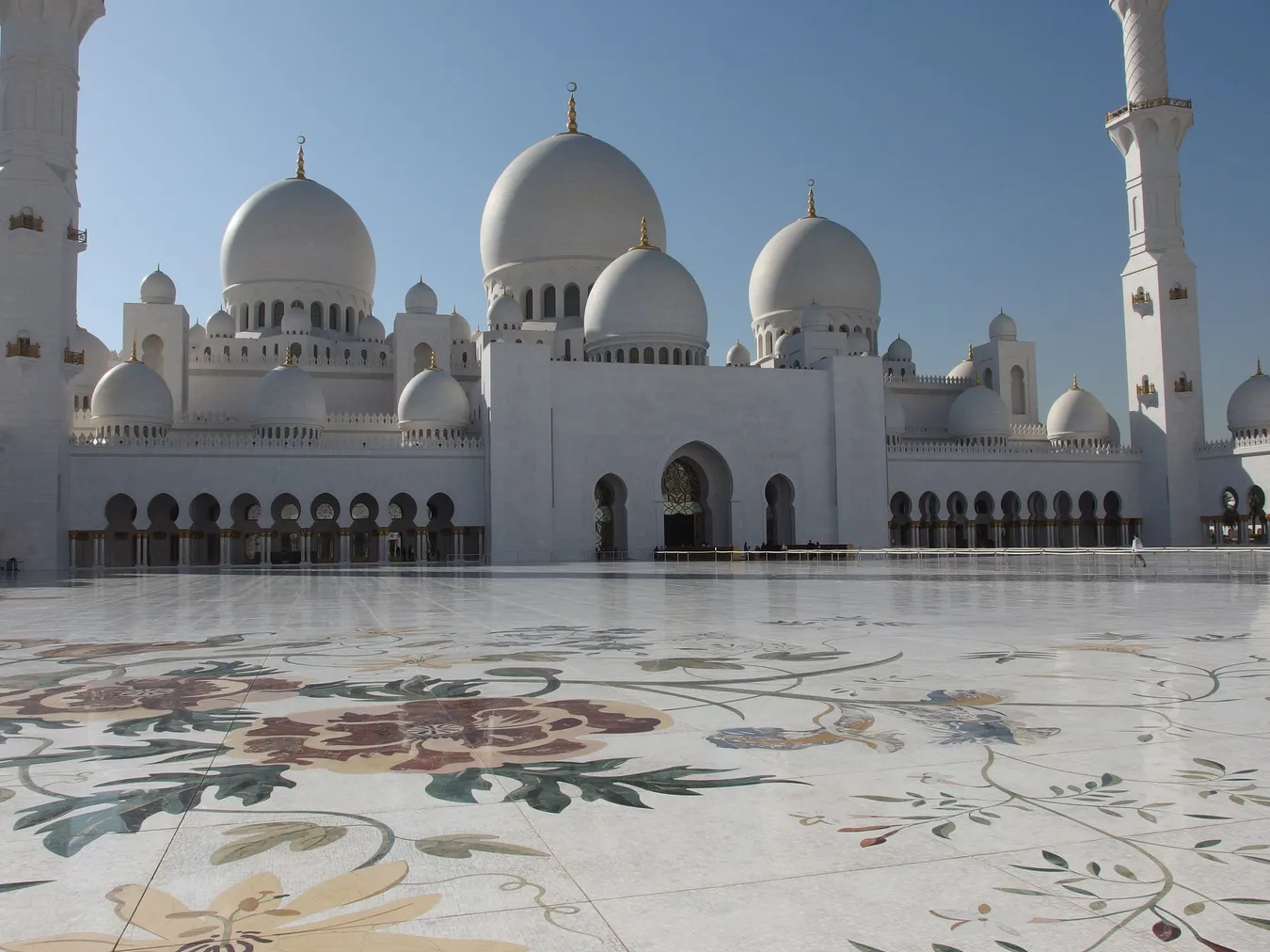 mezquita blanca de Abu Dhabi