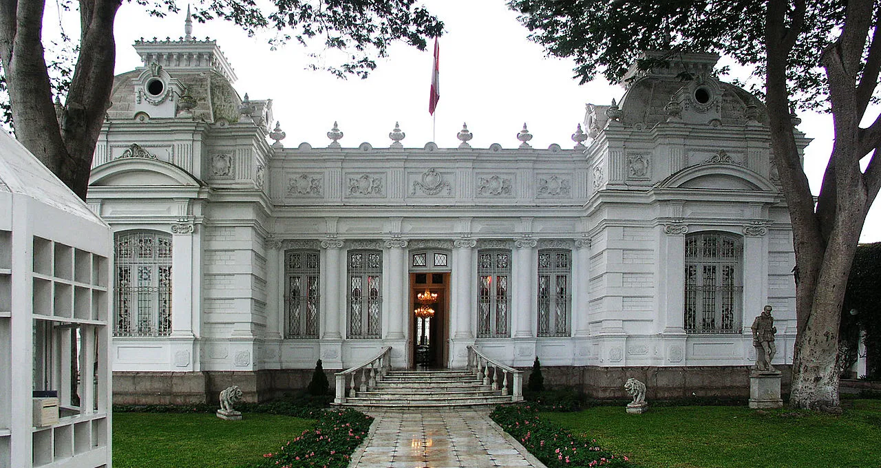 Museo de Arte Colonial Pedro de Osma