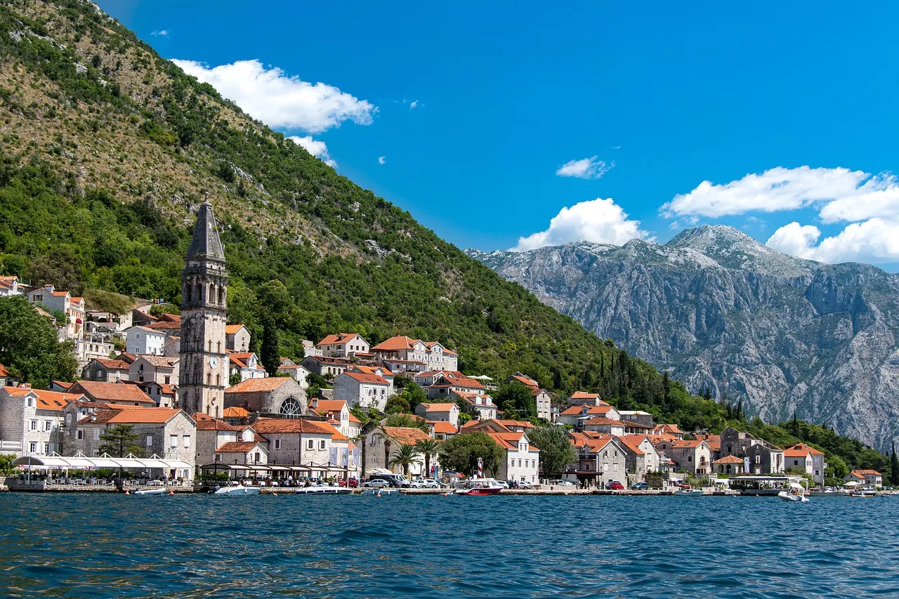 Imagen de Viajar a Montenegro: Guia esencial del tesoro oculto de los Balcanes