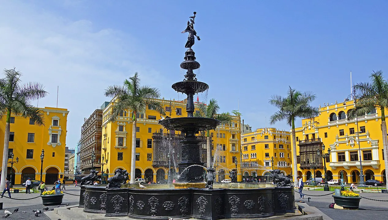 Fuente de la Plaza Mayor de Lima