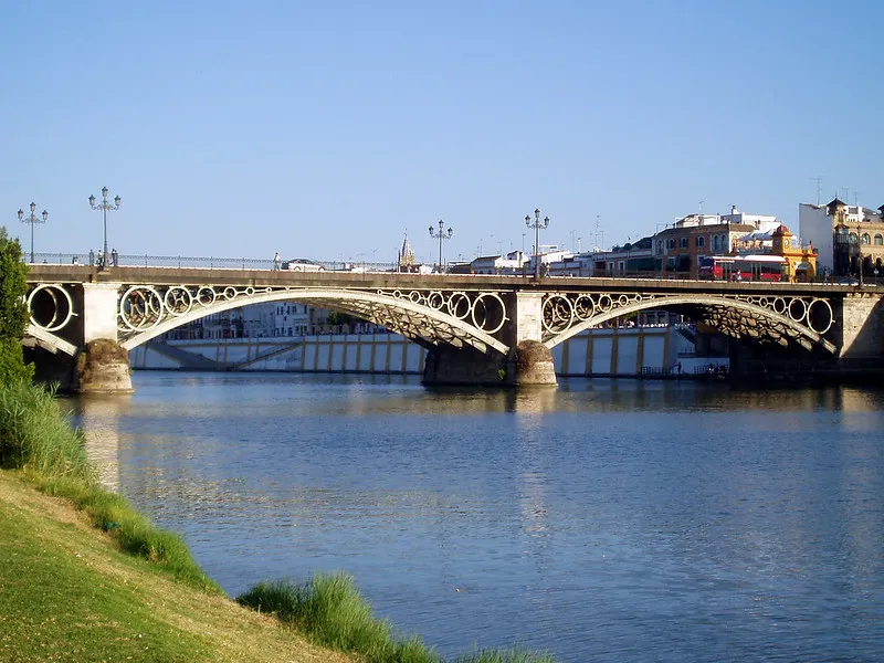 Puente Isabel II