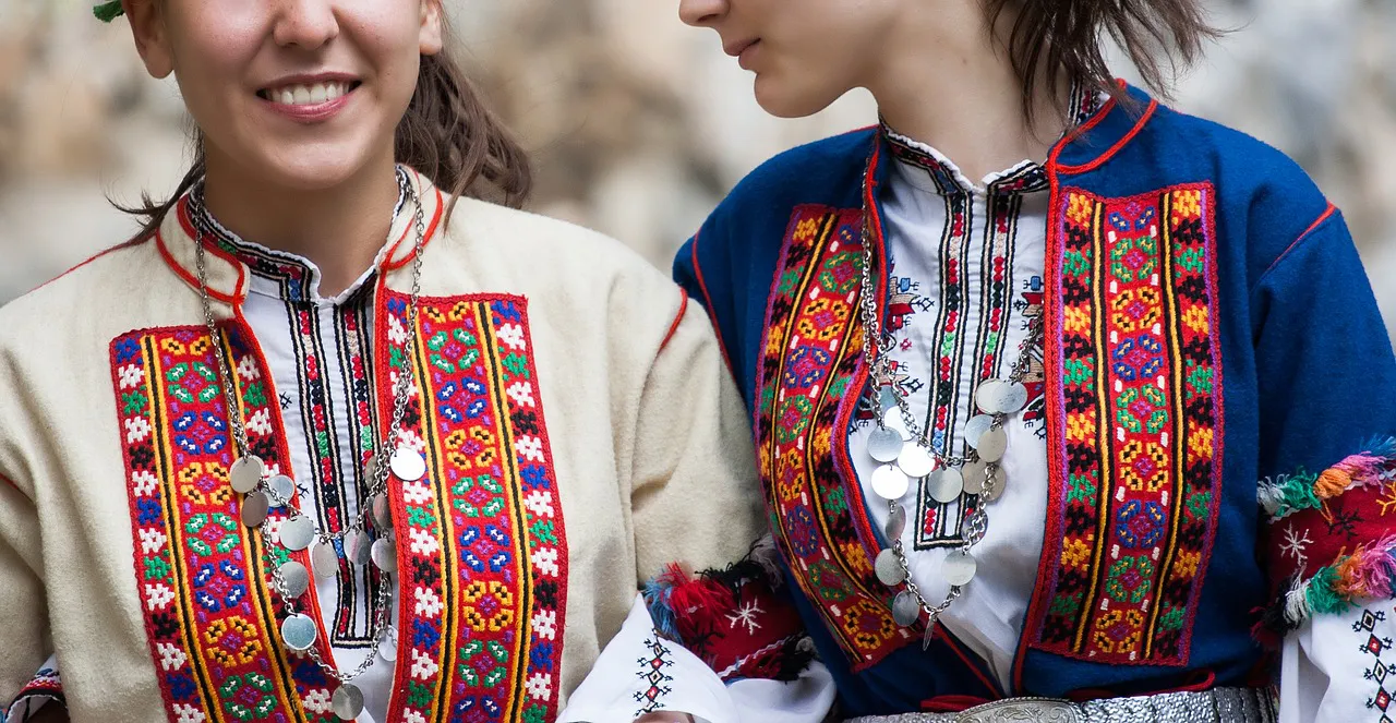 Vestido tradicional bulgaro