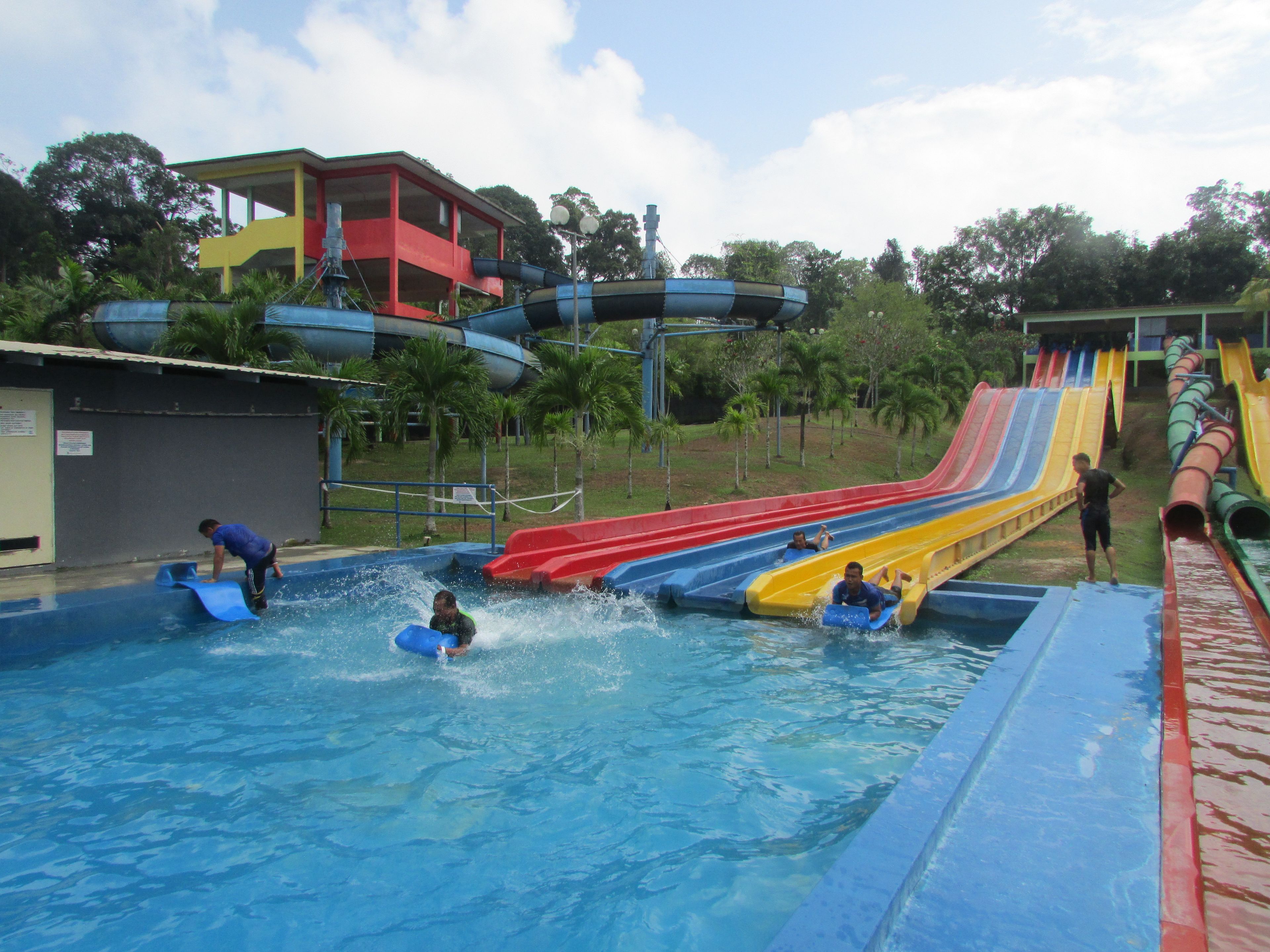 Imagen del tour: Melaka Wonderland Water Theme Park Ticket