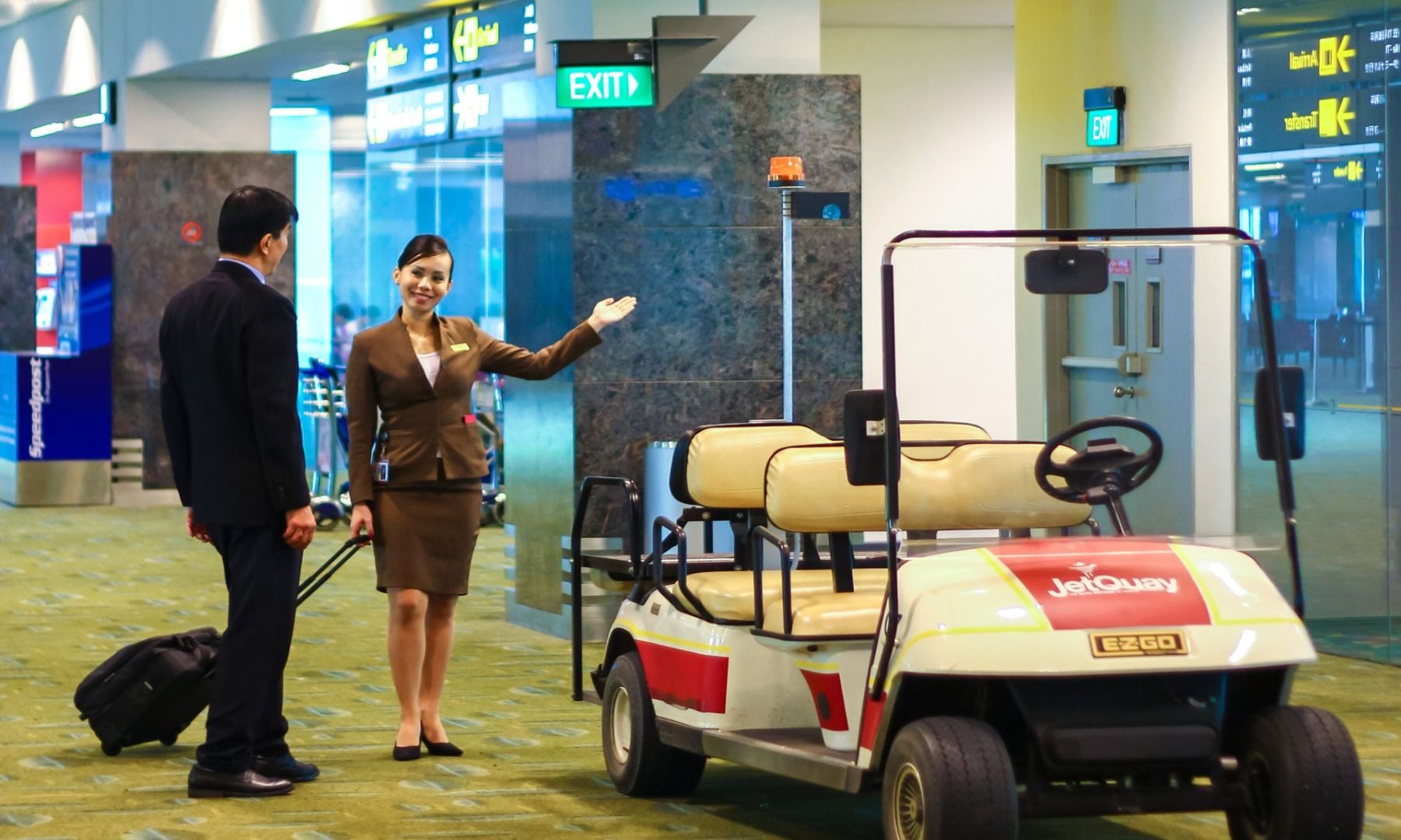 Imagen del tour: VIP Meet Greet Service (Arrival and Departure) with Private Immigration and Exclusive Swab Facility in Singapore Changi Airport (SIN) CIP Terminal