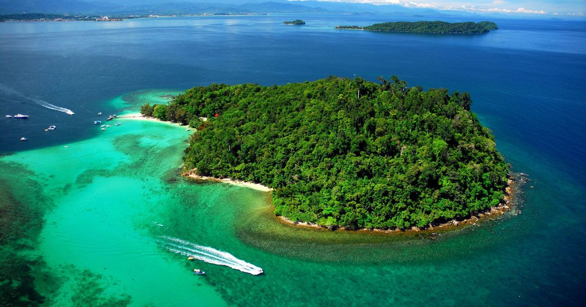 Imagen del tour: Sapi and Manukan Islands Tour with Water Sport Activities