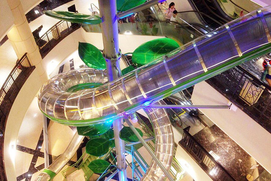 Imagen del tour: E-Da Outlet Mall Gigantic Slide Ticket in Kaohsiung