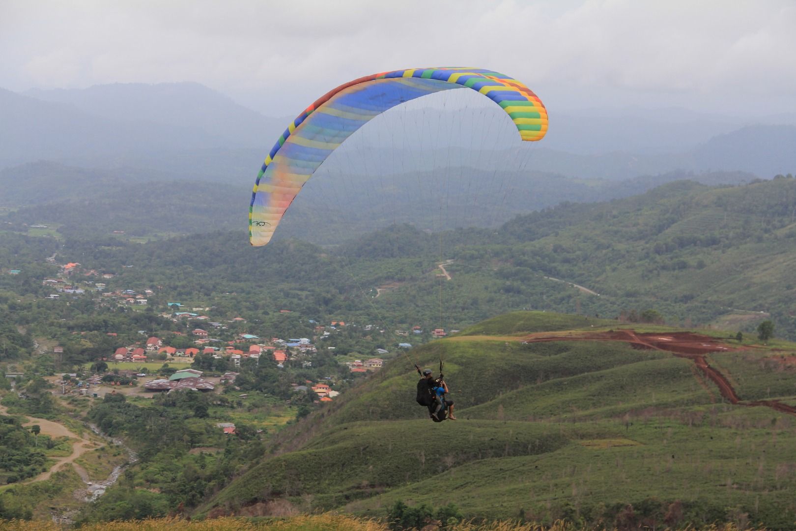Imagen del tour: Borneo Paragliding Experience in Ranau