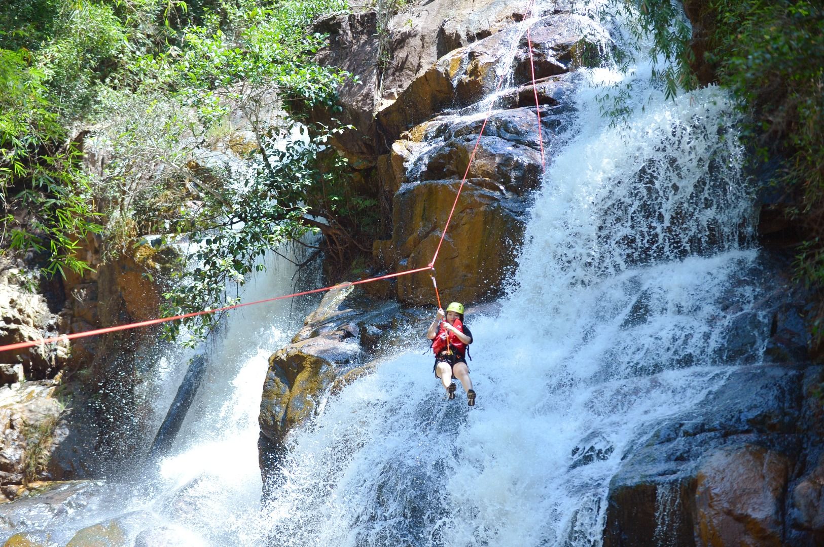 Imagen del tour: Datanla Waterfall Canyoning