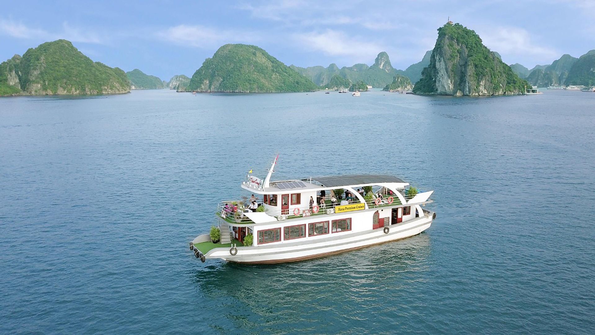Imagen del tour: [Route 2] Luxury Cruise Tour on Halong Bay from Hanoi (via Highway)
