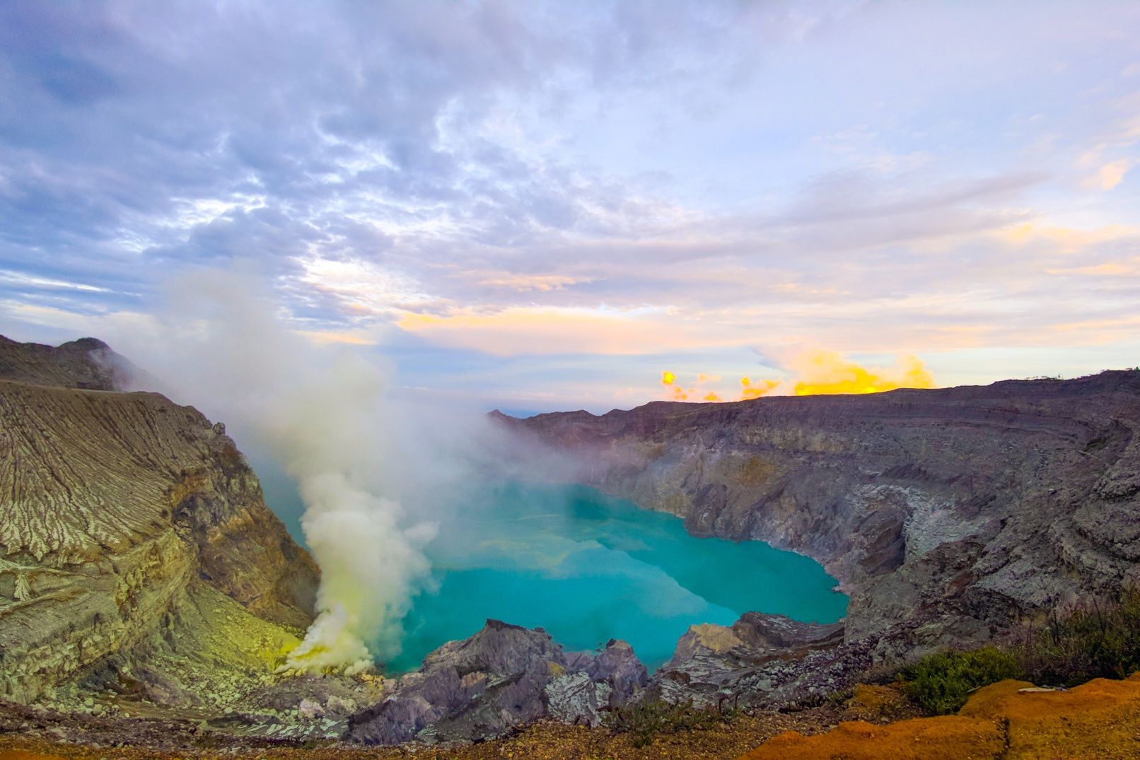 Imagen del tour: 2D1N Bromo and Ijen Crater Private Hiking Tour from Malang