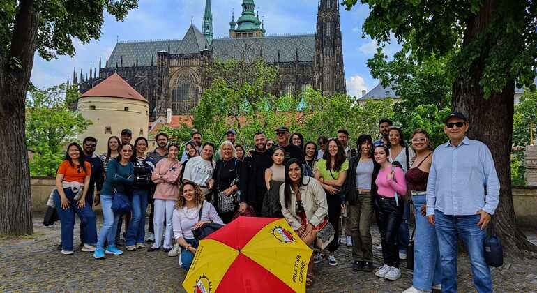 Imagen del tour: Castillo y Catedral de Praga + Puente de Carlos + Malá Strana