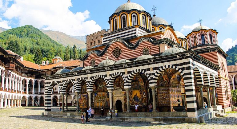 Imagen del tour: Excursión privada de un día al Monasterio de Rila y la Iglesia de Boyana
