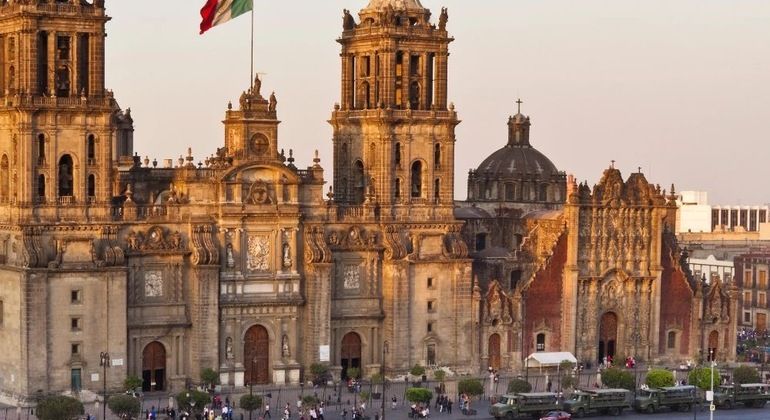 Imagen del tour: Caminar y aprender: Visita auténtica de Ciudad de México; grupo reducido