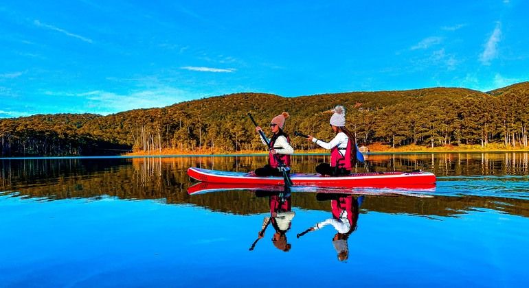 Imagen del tour: 1 Día de senderismo-Sup/Kayak de remos-Almuerzo picnic a orillas del lago