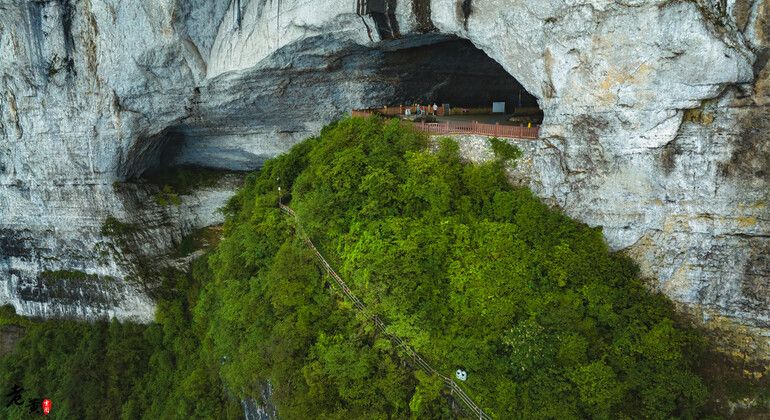 Imagen del tour: Aventura de Senderismo en la Montaña del Buda de Oro