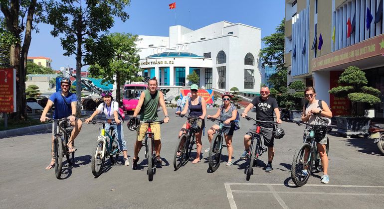 Imagen del tour: Visita libre guiada en bicicleta por Hanói